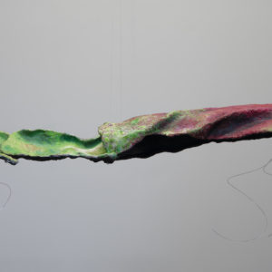 VOM HEIDEKRAUT UND MOOSE SCHÖN, 18 x 59 x 180, Papiermaché, 2024